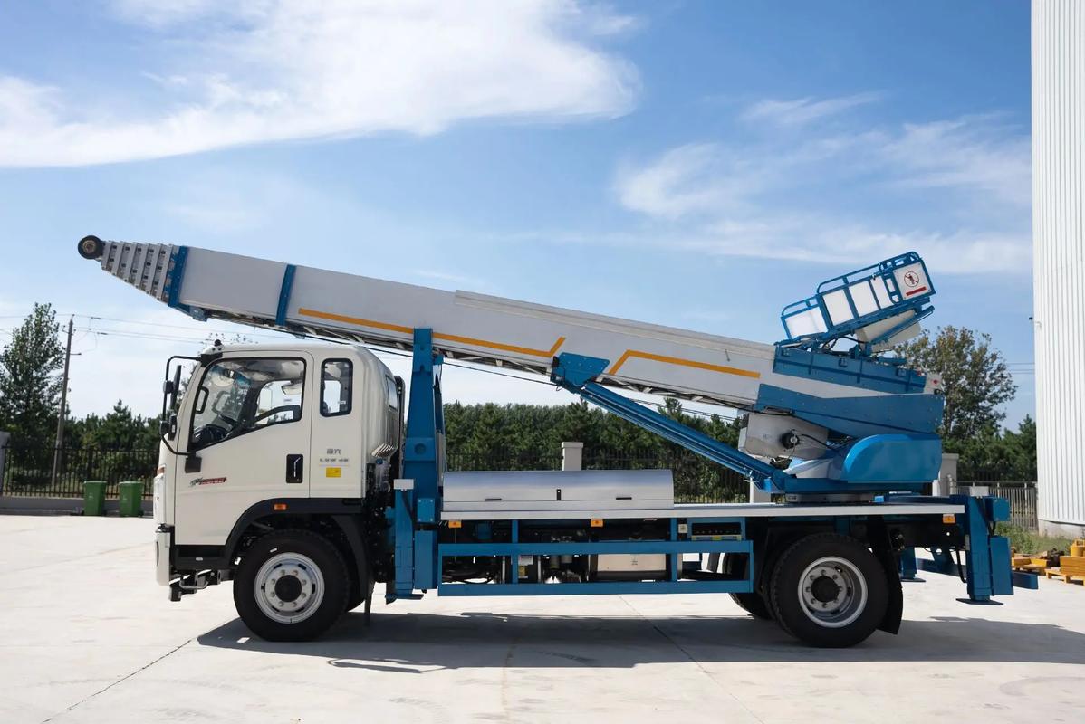 福州长乐云梯上料车租赁费用